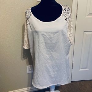 Cream New York & Company with lace sleeves XL